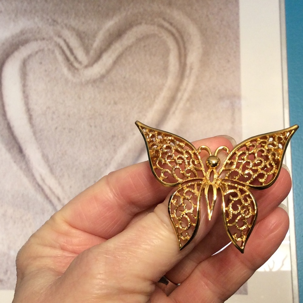 Vintage Trifari gold tone butterfly brooch